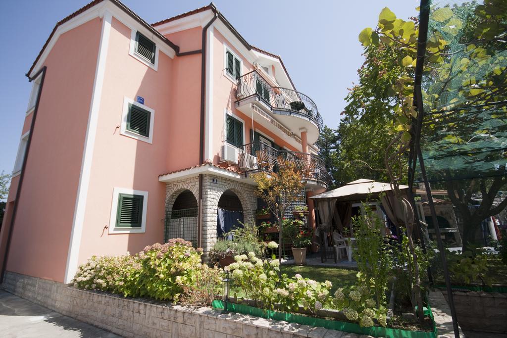 Malinska Center Apartment المظهر الخارجي الصورة