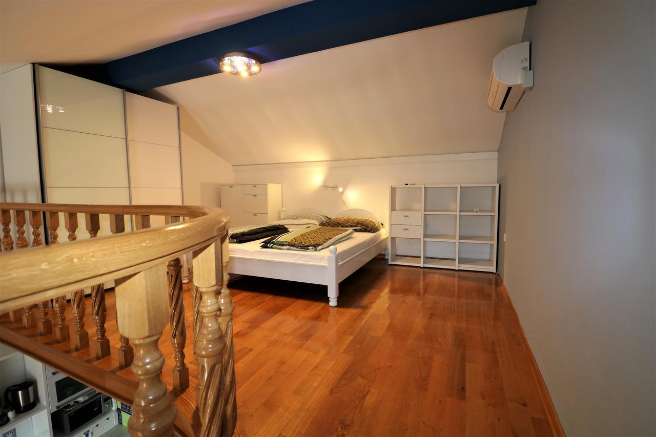 Malinska Center Apartment المظهر الخارجي الصورة